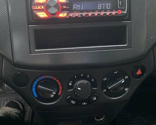 Сірий ЗАЗ Віда, об'ємом двигуна 1.5 л та пробігом 143 тис. км за 4500 $, фото 11 на Automoto.ua