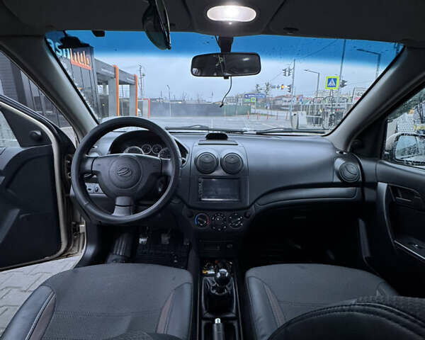 Сірий ЗАЗ Віда, об'ємом двигуна 1.5 л та пробігом 104 тис. км за 4700 $, фото 11 на Automoto.ua