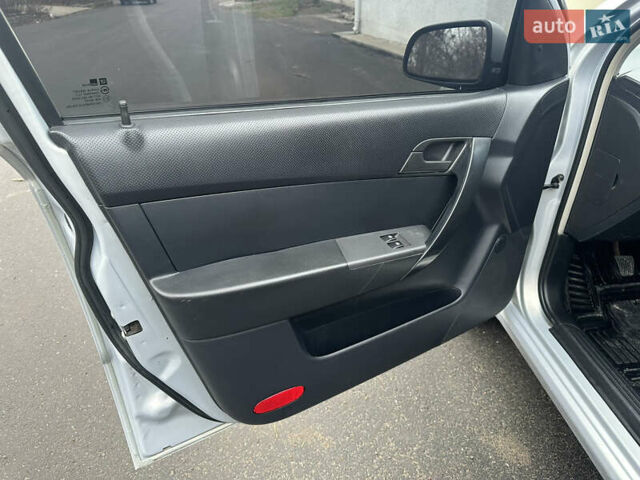 Серый ЗАЗ Вида, объемом двигателя 1.5 л и пробегом 168 тыс. км за 3999 $, фото 4 на Automoto.ua
