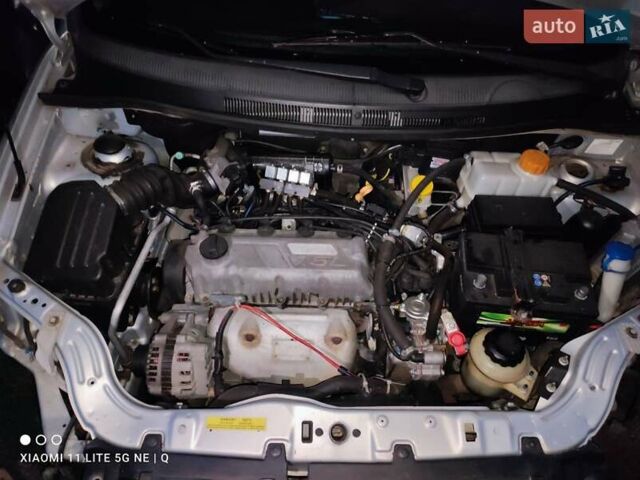 Сірий ЗАЗ Віда, об'ємом двигуна 1.5 л та пробігом 300 тис. км за 1900 $, фото 6 на Automoto.ua