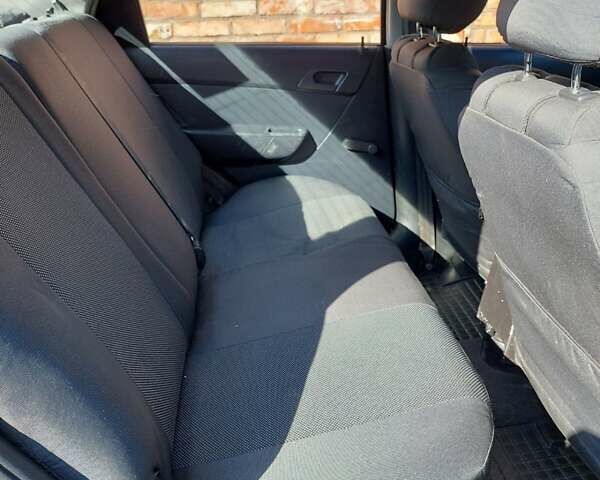 Сірий ЗАЗ Віда, об'ємом двигуна 1.6 л та пробігом 300 тис. км за 5200 $, фото 1 на Automoto.ua