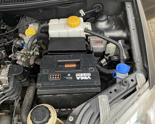 Сірий ЗАЗ Віда, об'ємом двигуна 1.5 л та пробігом 143 тис. км за 4500 $, фото 20 на Automoto.ua