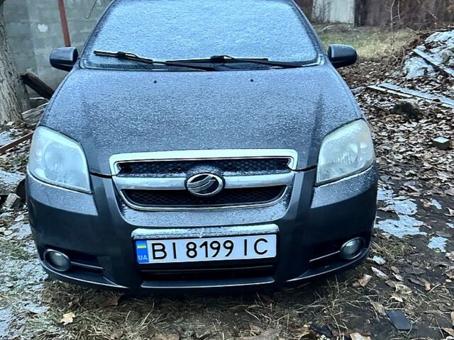 Серый ЗАЗ Вида, объемом двигателя 1.5 л и пробегом 300 тыс. км за 3000 $, фото 2 на Automoto.ua