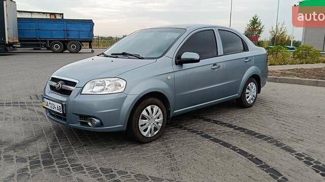 Сірий ЗАЗ Віда, об'ємом двигуна 1.5 л та пробігом 189 тис. км за 3800 $, фото 1 на Automoto.ua