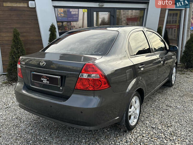 Серый ЗАЗ Вида, объемом двигателя 1.4 л и пробегом 51 тыс. км за 5500 $, фото 5 на Automoto.ua