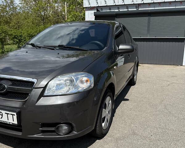 Сірий ЗАЗ Віда, об'ємом двигуна 1.5 л та пробігом 159 тис. км за 4500 $, фото 3 на Automoto.ua