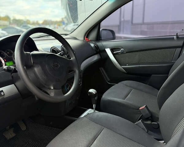 Сірий ЗАЗ Віда, об'ємом двигуна 1.4 л та пробігом 350 тис. км за 3650 $, фото 7 на Automoto.ua