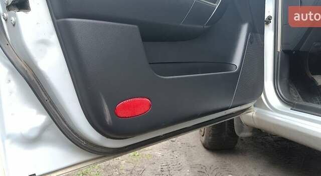 Серый ЗАЗ Вида, объемом двигателя 1.5 л и пробегом 152 тыс. км за 3551 $, фото 3 на Automoto.ua