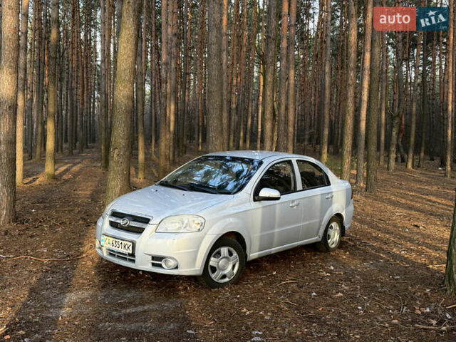 Серый ЗАЗ Вида, объемом двигателя 1.5 л и пробегом 176 тыс. км за 3400 $, фото 2 на Automoto.ua