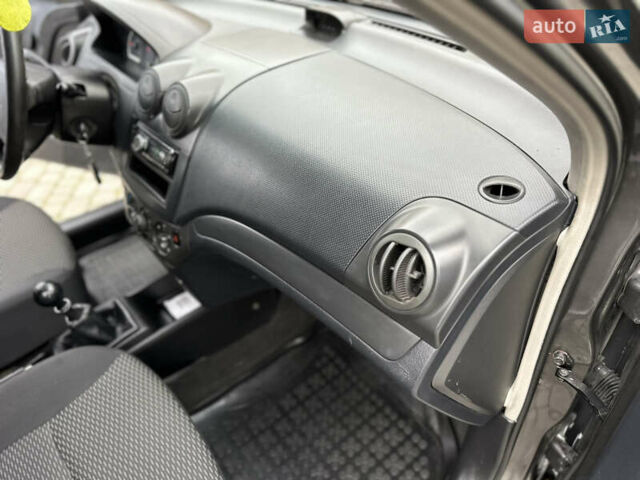 Сірий ЗАЗ Віда, об'ємом двигуна 1.5 л та пробігом 179 тис. км за 2850 $, фото 19 на Automoto.ua