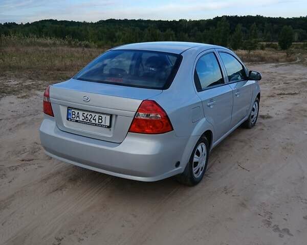 Серый ЗАЗ Вида, объемом двигателя 1.5 л и пробегом 192 тыс. км за 3800 $, фото 5 на Automoto.ua