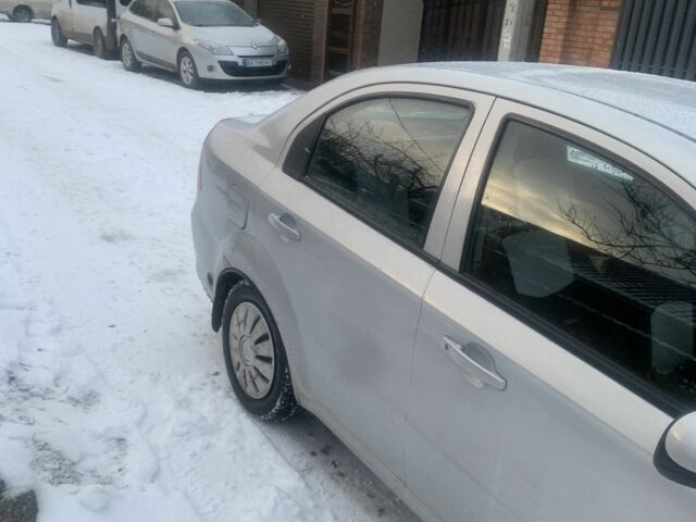 Серый ЗАЗ Вида, объемом двигателя 1.5 л и пробегом 172 тыс. км за 3000 $, фото 4 на Automoto.ua