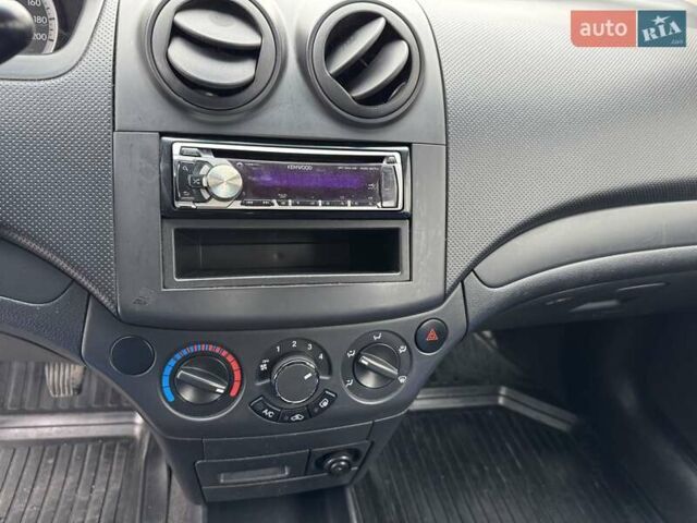 Синій ЗАЗ Віда, об'ємом двигуна 1.5 л та пробігом 180 тис. км за 4900 $, фото 11 на Automoto.ua