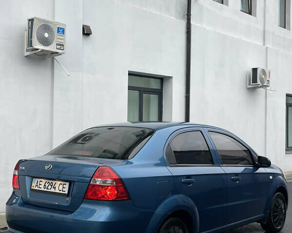 Синій ЗАЗ Віда, об'ємом двигуна 1.5 л та пробігом 249 тис. км за 3299 $, фото 1 на Automoto.ua