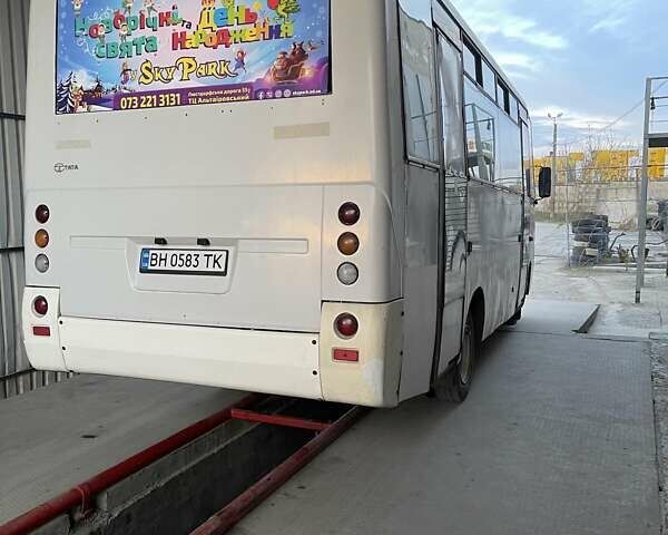 Белый ЗАЗ A07А I-VAN, объемом двигателя 5.68 л и пробегом 700 тыс. км за 5500 $, фото 1 на Automoto.ua