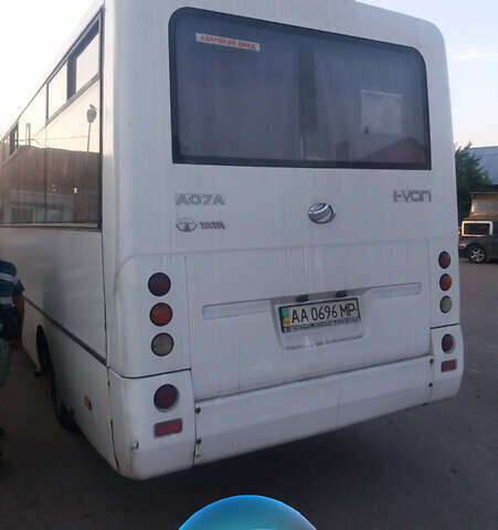 Белый ЗАЗ A07А I-VAN, объемом двигателя 5.68 л и пробегом 500 тыс. км за 8000 $, фото 1 на Automoto.ua