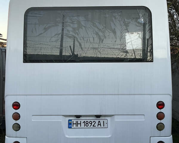 Белый ЗАЗ A07А I-VAN, объемом двигателя 5.7 л и пробегом 300 тыс. км за 12500 $, фото 5 на Automoto.ua