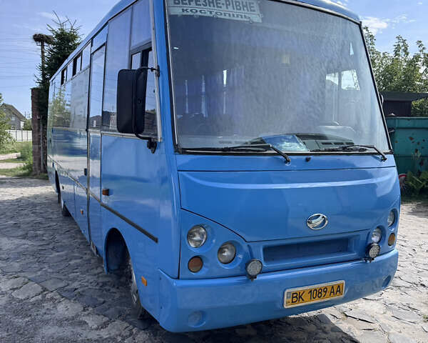 Синій ЗАЗ A07А I-VAN, об'ємом двигуна 5.68 л та пробігом 600 тис. км за 13000 $, фото 2 на Automoto.ua