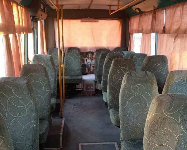 Зеленый ЗАЗ A07А I-VAN, объемом двигателя 5.7 л и пробегом 500 тыс. км за 10000 $, фото 5 на Automoto.ua