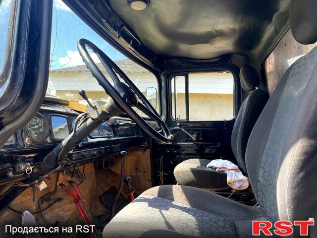 Черный ЗИЛ 130, объемом двигателя 6 л и пробегом 99 тыс. км за 2500 $, фото 6 на Automoto.ua