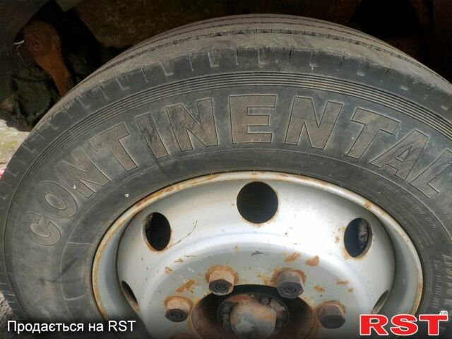 ЗИЛ 130, объемом двигателя 6 л и пробегом 121 тыс. км за 2100 $, фото 7 на Automoto.ua
