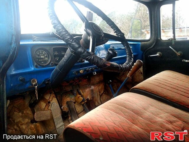 Серый ЗИЛ 130, объемом двигателя 6 л и пробегом 174 тыс. км за 3500 $, фото 2 на Automoto.ua