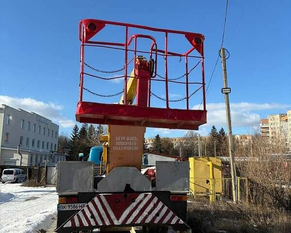 Синий ЗИЛ 130, объемом двигателя 6 л и пробегом 0 тыс. км за 10000 $, фото 3 на Automoto.ua