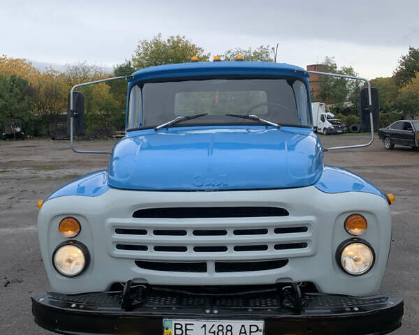 Синий ЗИЛ 130, объемом двигателя 4.75 л и пробегом 100 тыс. км за 13000 $, фото 2 на Automoto.ua