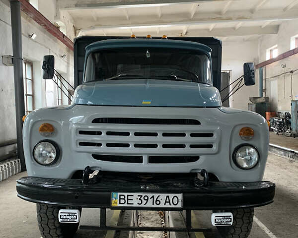 Синий ЗИЛ 130, объемом двигателя 4.75 л и пробегом 10 тыс. км за 17500 $, фото 2 на Automoto.ua