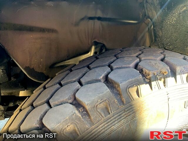 Синий ЗИЛ 130, объемом двигателя 6.9 л и пробегом 210 тыс. км за 14500 $, фото 5 на Automoto.ua