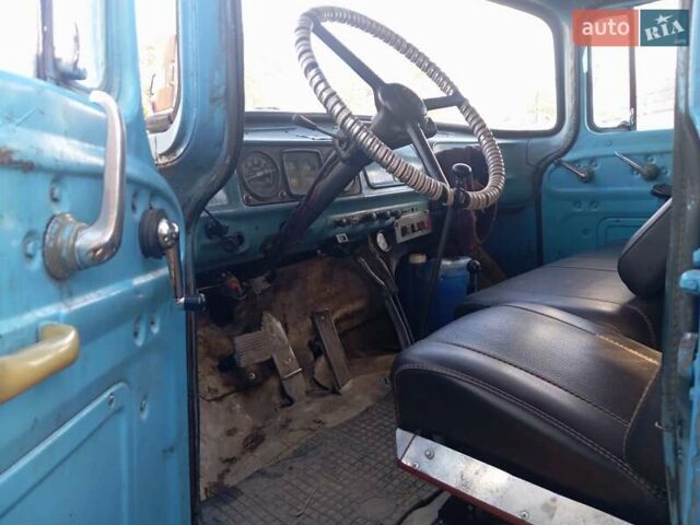 Синий ЗИЛ 130, объемом двигателя 6 л и пробегом 150 тыс. км за 5500 $, фото 6 на Automoto.ua