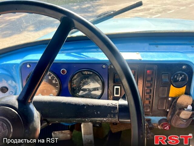 Синий ЗИЛ 130, объемом двигателя 6 л и пробегом 111 тыс. км за 8000 $, фото 4 на Automoto.ua