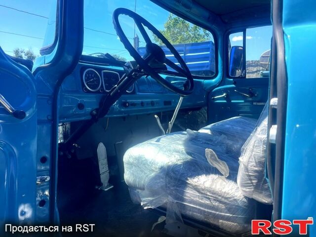 Синий ЗИЛ 130, объемом двигателя 4.7 л и пробегом 45 тыс. км за 16500 $, фото 2 на Automoto.ua