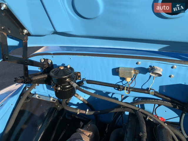 Синий ЗИЛ 130, объемом двигателя 4.75 л и пробегом 100 тыс. км за 16500 $, фото 21 на Automoto.ua