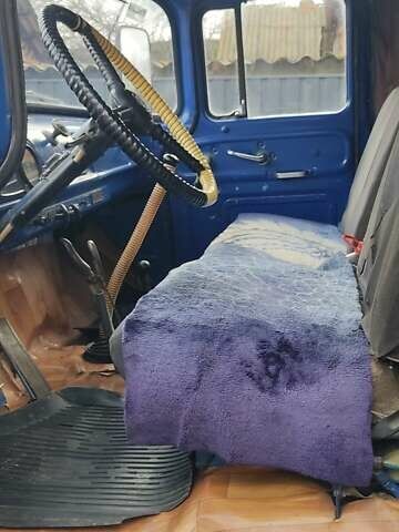 Синий ЗИЛ 130, объемом двигателя 4.75 л и пробегом 4 тыс. км за 9500 $, фото 1 на Automoto.ua