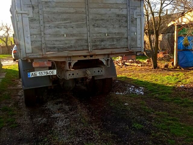 Зеленый ЗИЛ 130, объемом двигателя 6 л и пробегом 157 тыс. км за 3500 $, фото 3 на Automoto.ua