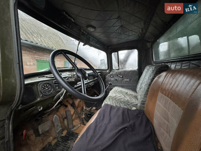Зеленый ЗИЛ 130, объемом двигателя 4.75 л и пробегом 1000 тыс. км за 5000 $, фото 3 на Automoto.ua
