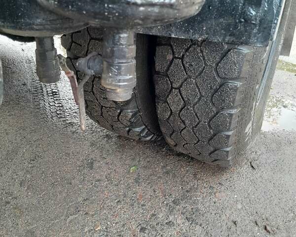 Зеленый ЗИЛ 130, объемом двигателя 6 л и пробегом 999 тыс. км за 8000 $, фото 8 на Automoto.ua