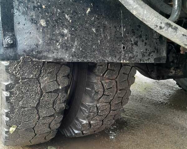 Зеленый ЗИЛ 130, объемом двигателя 6 л и пробегом 999 тыс. км за 8000 $, фото 7 на Automoto.ua