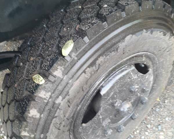 Зеленый ЗИЛ 130, объемом двигателя 6 л и пробегом 999 тыс. км за 8000 $, фото 4 на Automoto.ua