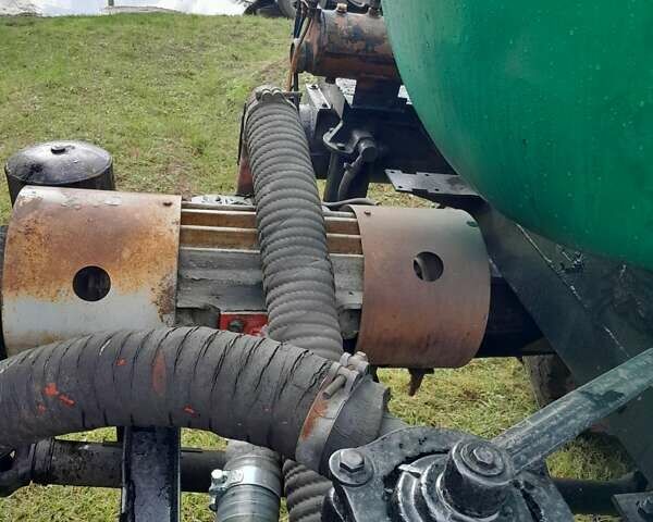 Зеленый ЗИЛ 130, объемом двигателя 6 л и пробегом 999 тыс. км за 8000 $, фото 3 на Automoto.ua