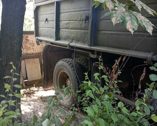 Зеленый ЗИЛ 130, объемом двигателя 4.75 л и пробегом 60 тыс. км за 4200 $, фото 5 на Automoto.ua