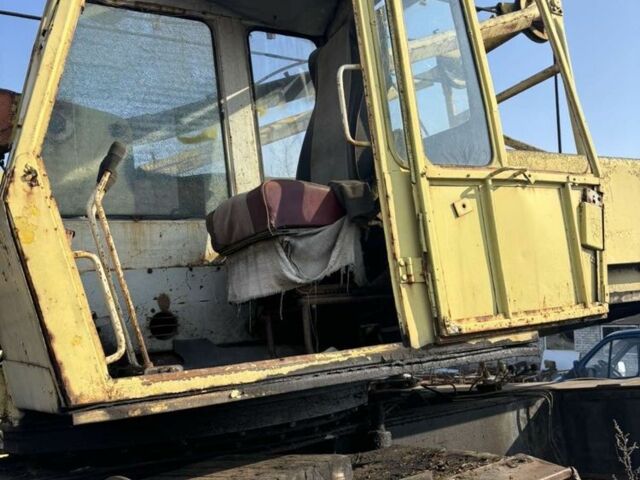 ЗИЛ 131, объемом двигателя 6 л и пробегом 0 тыс. км за 2910 $, фото 3 на Automoto.ua