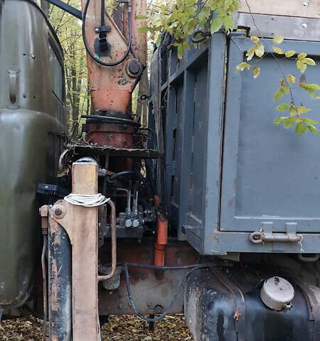 Зеленый ЗИЛ 131, объемом двигателя 6 л и пробегом 200 тыс. км за 18000 $, фото 2 на Automoto.ua