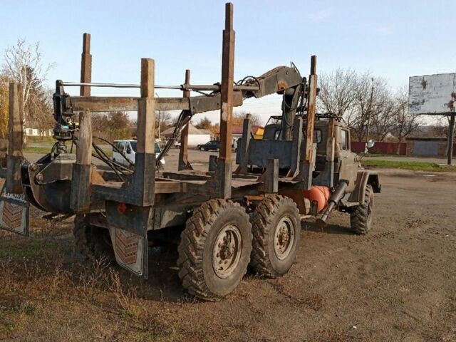 ЗИЛ 131 1982 в Черкассах на Automoto.ua Зеленый ЗИЛ 131, объемом двигателя 0 л и пробегом 35 тыс. км за 8800 $, фото 4 на Automoto.ua