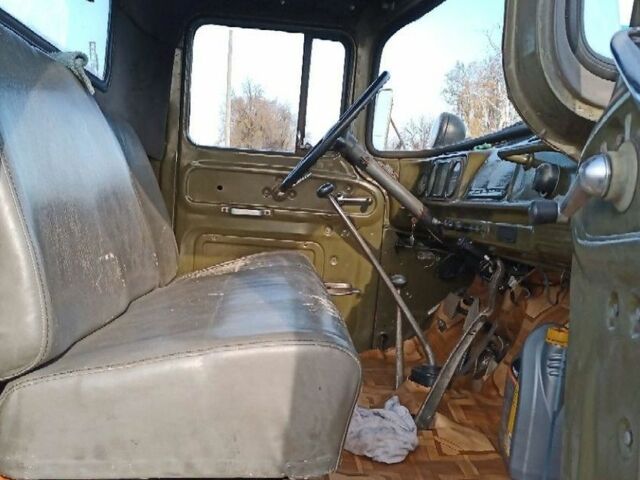 ЗИЛ 131 1982 в Черкассах на Automoto.ua Зеленый ЗИЛ 131, объемом двигателя 0 л и пробегом 35 тыс. км за 8800 $, фото 6 на Automoto.ua