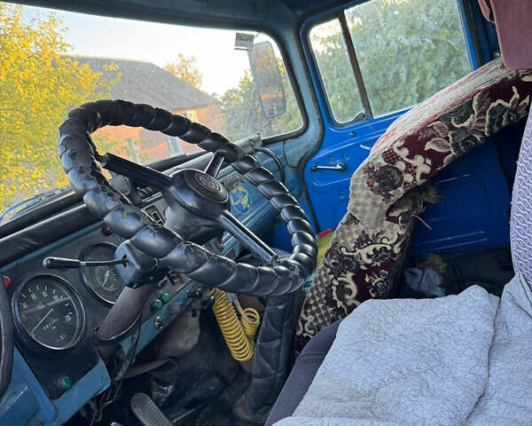 Синий ЗИЛ 431410, объемом двигателя 4.75 л и пробегом 1000 тыс. км за 7000 $, фото 4 на Automoto.ua