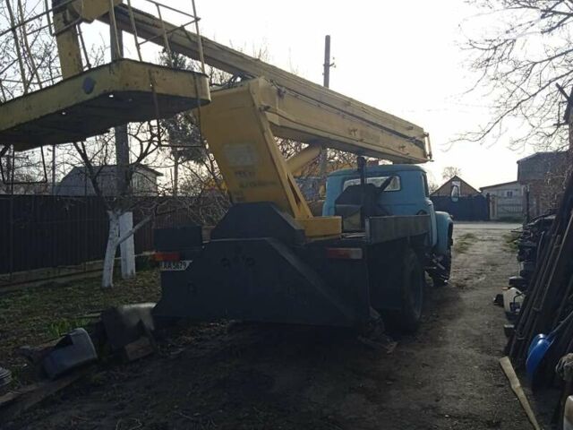 ЗИЛ 431412, объемом двигателя 6 л и пробегом 70 тыс. км за 4500 $, фото 2 на Automoto.ua