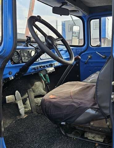 Синий ЗИЛ 431412, объемом двигателя 6 л и пробегом 60 тыс. км за 9100 $, фото 2 на Automoto.ua