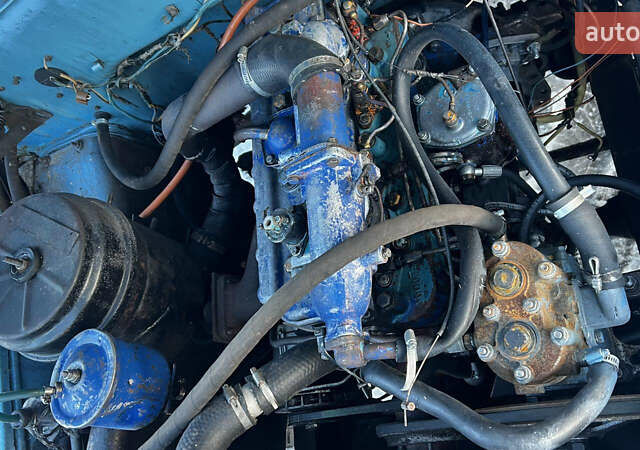 Синий ЗИЛ 431412, объемом двигателя 4.75 л и пробегом 100 тыс. км за 6600 $, фото 5 на Automoto.ua